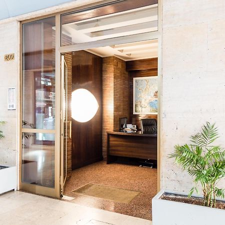 Suite In Center Palermo Exterior foto